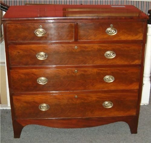 early victorian mahogany chest of drawers