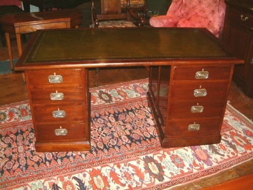 edwardian mahogany pedestal desk
