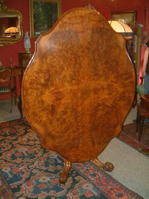 victorian burr walnut pedestal dining table