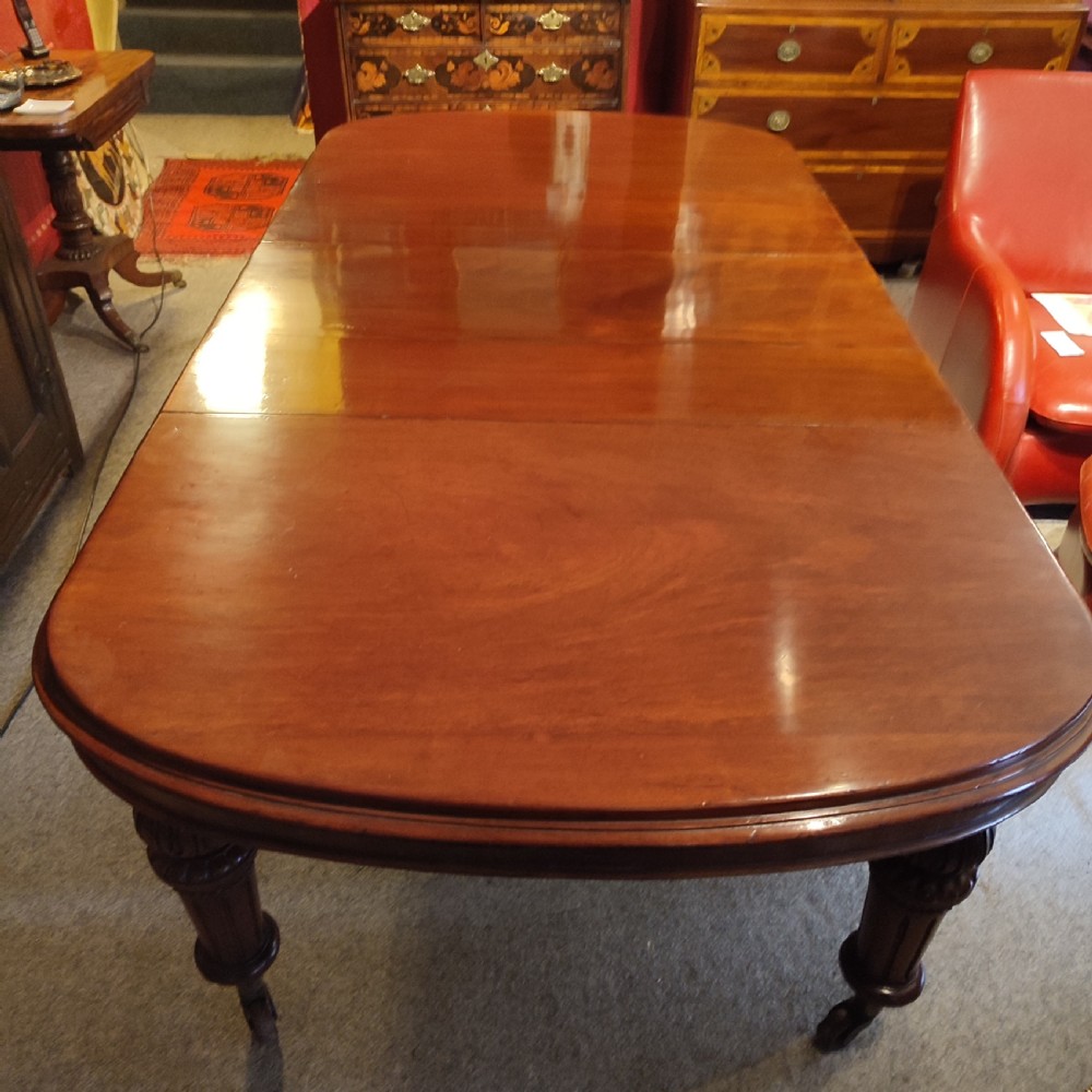 extending victorian mahogany dining table with 3 leaves