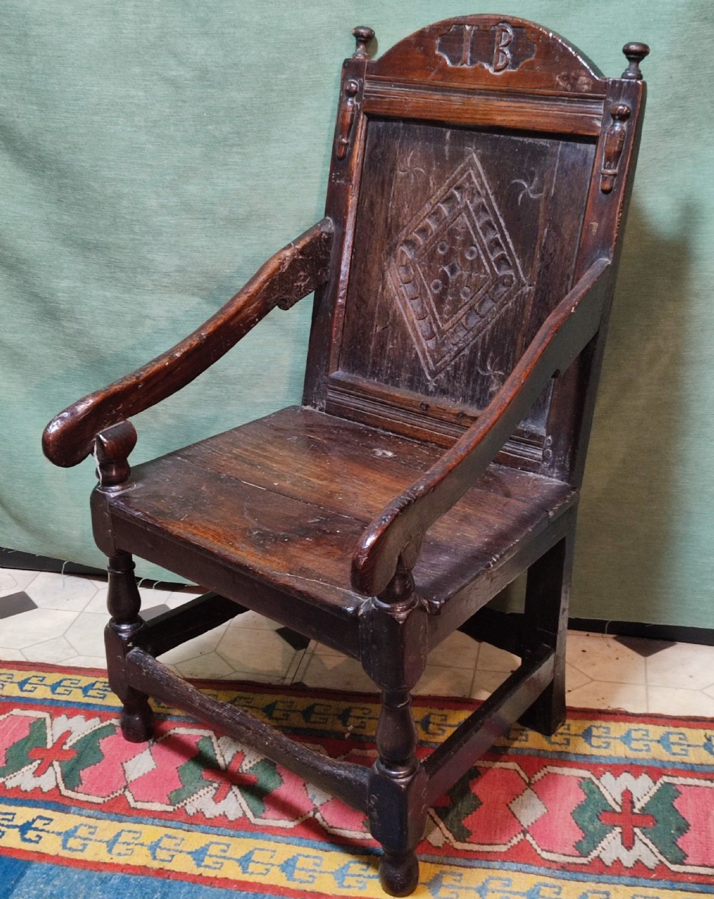 rare ladies or childs 17thc oak wainscot chair